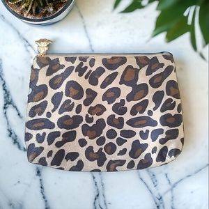 ADM Beauty Trousse Grise Leopard Print Cosmetic Make Up Charm Bag (NWOT)
